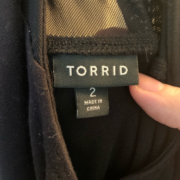 Torrid Peplum Sweetheart Mesh Sleeveless Top - Picture 5 of 5